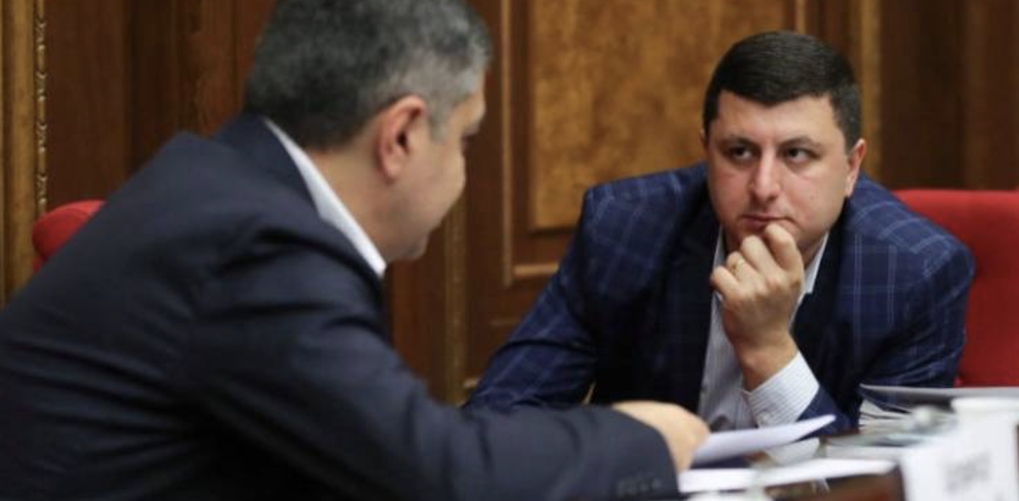 article-image